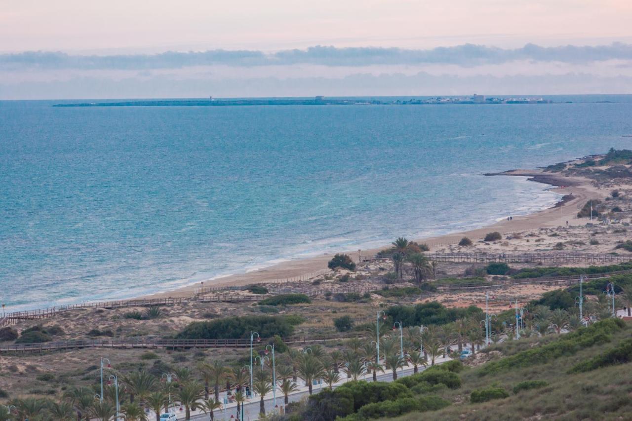 Vistas Al Mar Apartment Arenales del Sol Ngoại thất bức ảnh