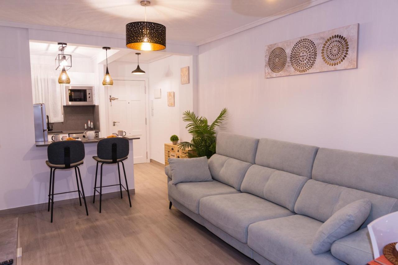 Vistas Al Mar Apartment Arenales del Sol Ngoại thất bức ảnh