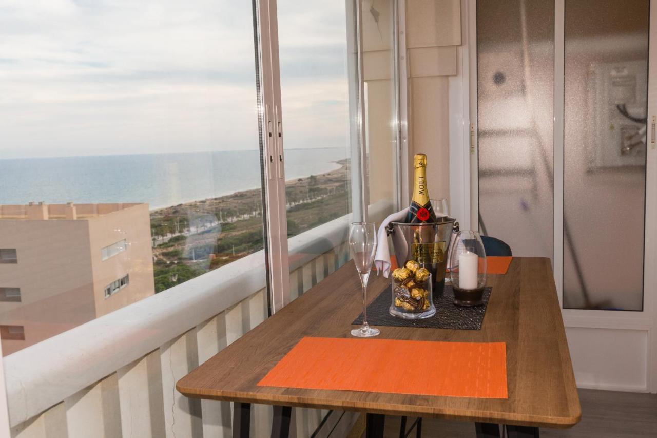 Vistas Al Mar Apartment Arenales del Sol Ngoại thất bức ảnh